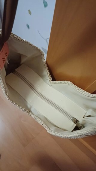 Bolso de rafia beige con asas marrones – Nuevo
