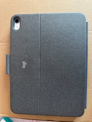 Funda Teclado Logitech Combo Touch iPad 10 Gen A16