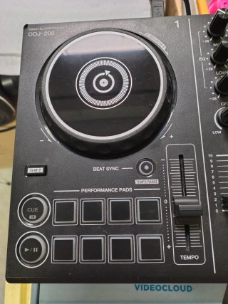 Controlador DJ Pioneer DDJ-200 Negro