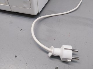 MICROONDAS BLANCO METÁLICO 1200W