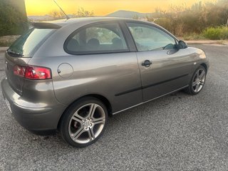 SEAT Ibiza 6L tdi 100