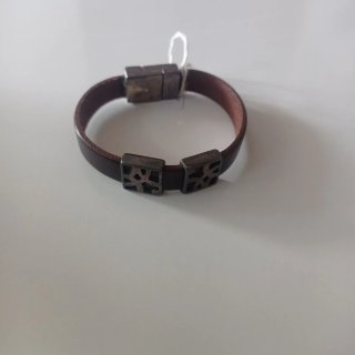Pulsera artesanal cuero
