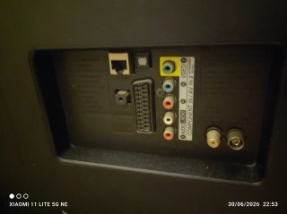 Televisión LG para piezas con el mando