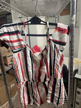 Vestiti 2,50 cad.