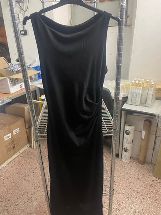 Vestiti 2,50 cad.