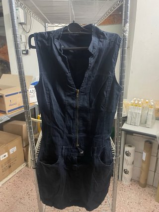 Vestiti 2,50 cad.