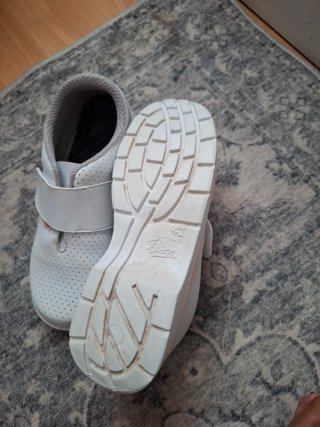 Zapatos de cocina blancos