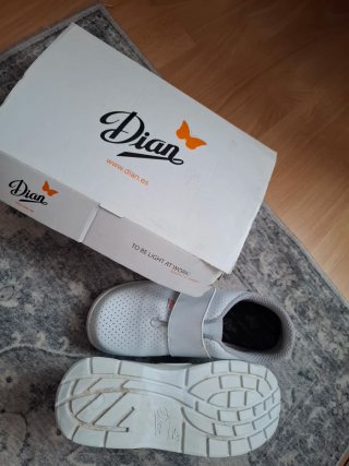 Zapatos de cocina blancos