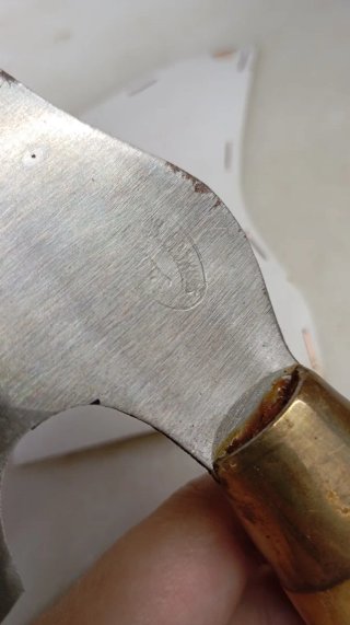 Cuchillo para cortar cuero