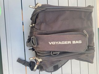 Mochila depósito Givi Voyager + pulpos y plástico