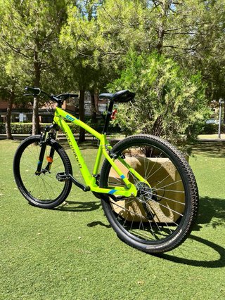 Bicicleta Rockrider ST100 27,5”