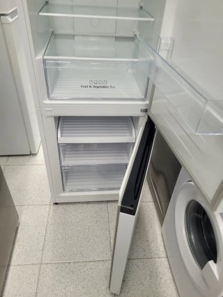 ☆NEVERA MARCA HISENSE COMBI NOFROST☆