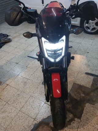 Honda NC 750 SA Naked Negra/Roja
