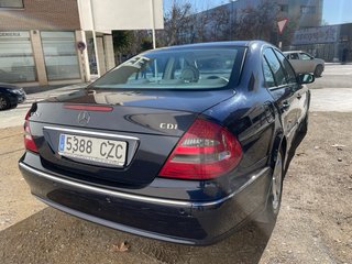 Mercedes-Benz Clase E 2004