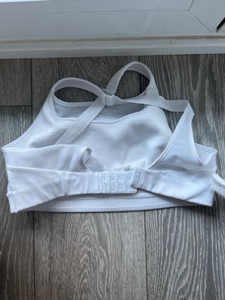 Top deportivo Gymshark blanco