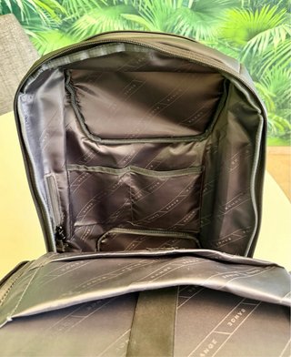 Mochila Negra Portátil
