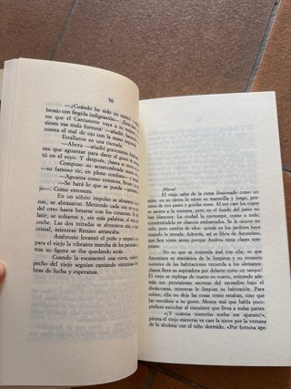 Libro La sonrisa etrusca