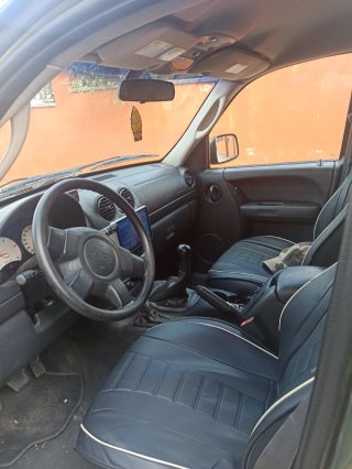Jeep Cherokee 2003