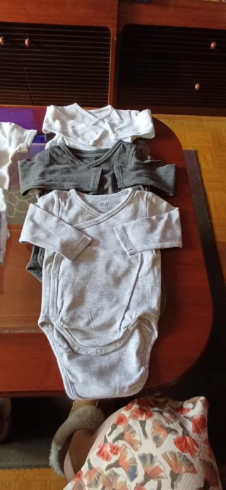 6 Bodys de bebé