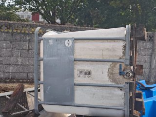 Lote  Depósitos IBC 1000L