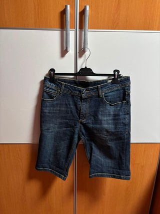 Pantalones cortos vaqueros azules