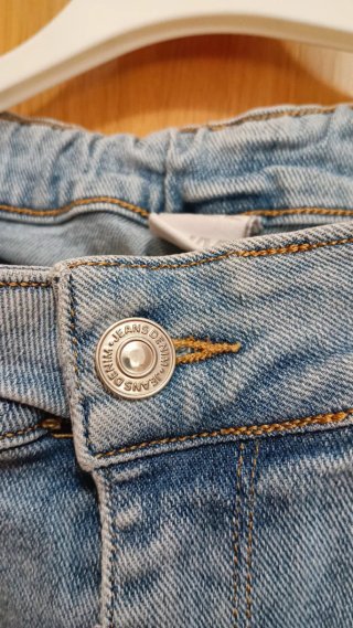Pantalones vaqueros push up ajustados