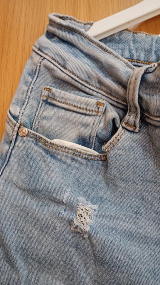 Pantalones vaqueros push up ajustados