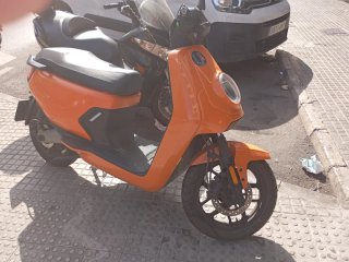 Scooter Eléctrica 2 baterías NIU MQi 125c ITV 2028