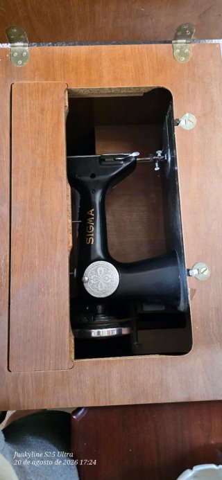 Máquina de coser antigua Sigma