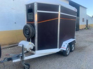 Remolque para caballos
