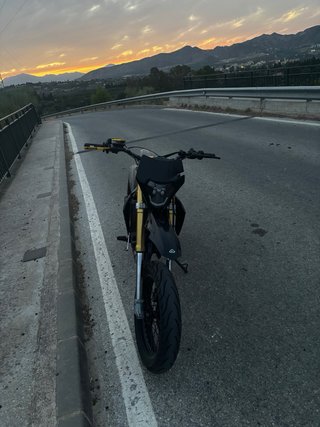 Rieju MRT Supermotard Negra 2015
