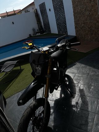 Rieju MRT Supermotard Negra 2015