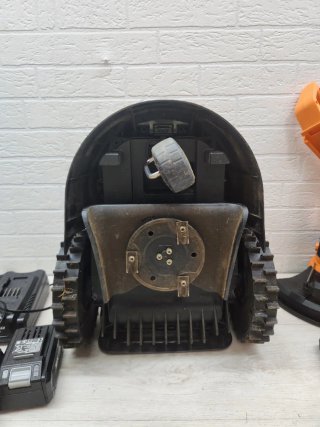 Robot Cortacésped Lawnmaster 24V