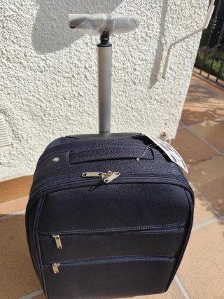Conjunto dos piezas maleta y bolso de viaje