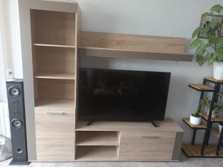 Mueble salón TV beige y marrón