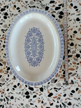 Bandeja de porcelana azul Gil Vargas Segovia 32cm.