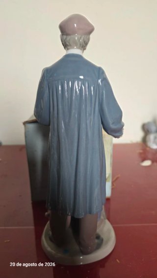 Figura Lladro El Barquillero Porcelana