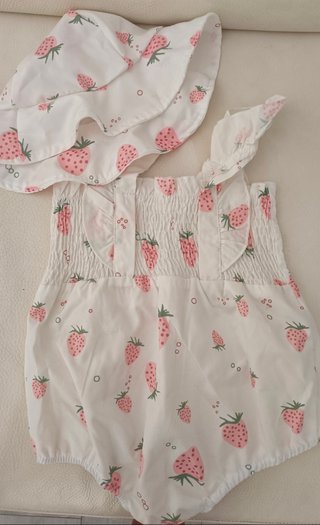 Pack Verano Bebé 6-9 Meses: Vestido y Peleles
