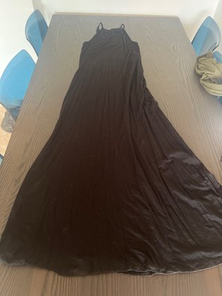 Vestido largo negro Stradivarius Talla M