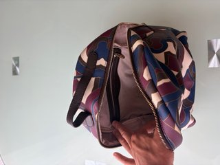 Bolso Tous estampado azul y morado