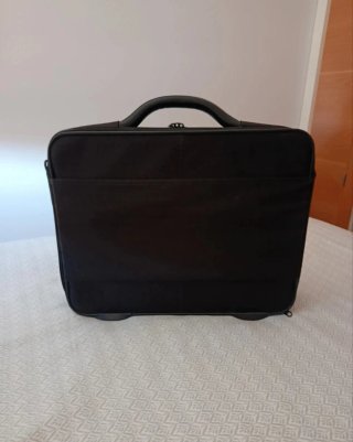 MALETÍN PARA PORTÁTIL