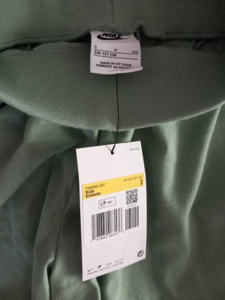Pantaloncino Nike ragazza verde