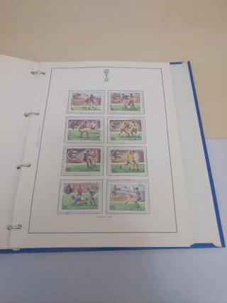 Raccolta francobolli Calcio e Mondiali