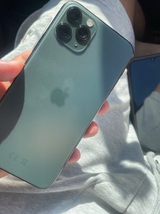 iPhone 11 Pro Verde Noche