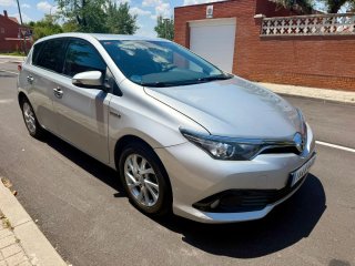 Toyota Auris Híbrido ECO
