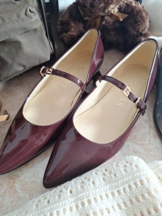 Lote de bolsos, zapatos y manta