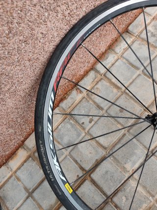Ruedas Mavic Aksium Race