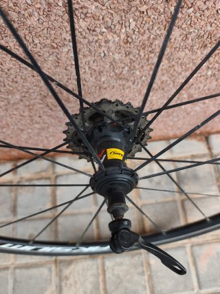 Ruedas Mavic Aksium Race