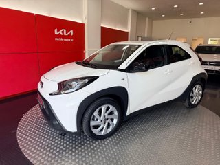 TOYOTA Aygo X Cross 1.0 VVTI 72CV Play