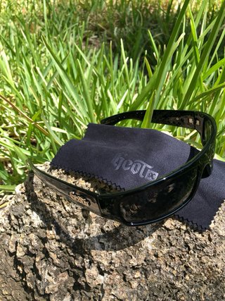 Gafas UV 400 con gamuza y funda